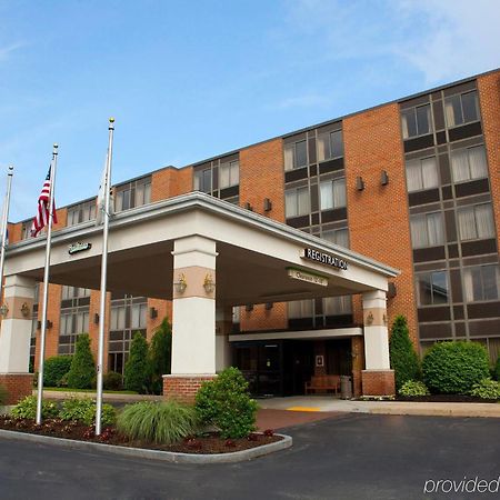 Radisson Hotel And Suites Chelmsford-Lowell Buitenkant foto